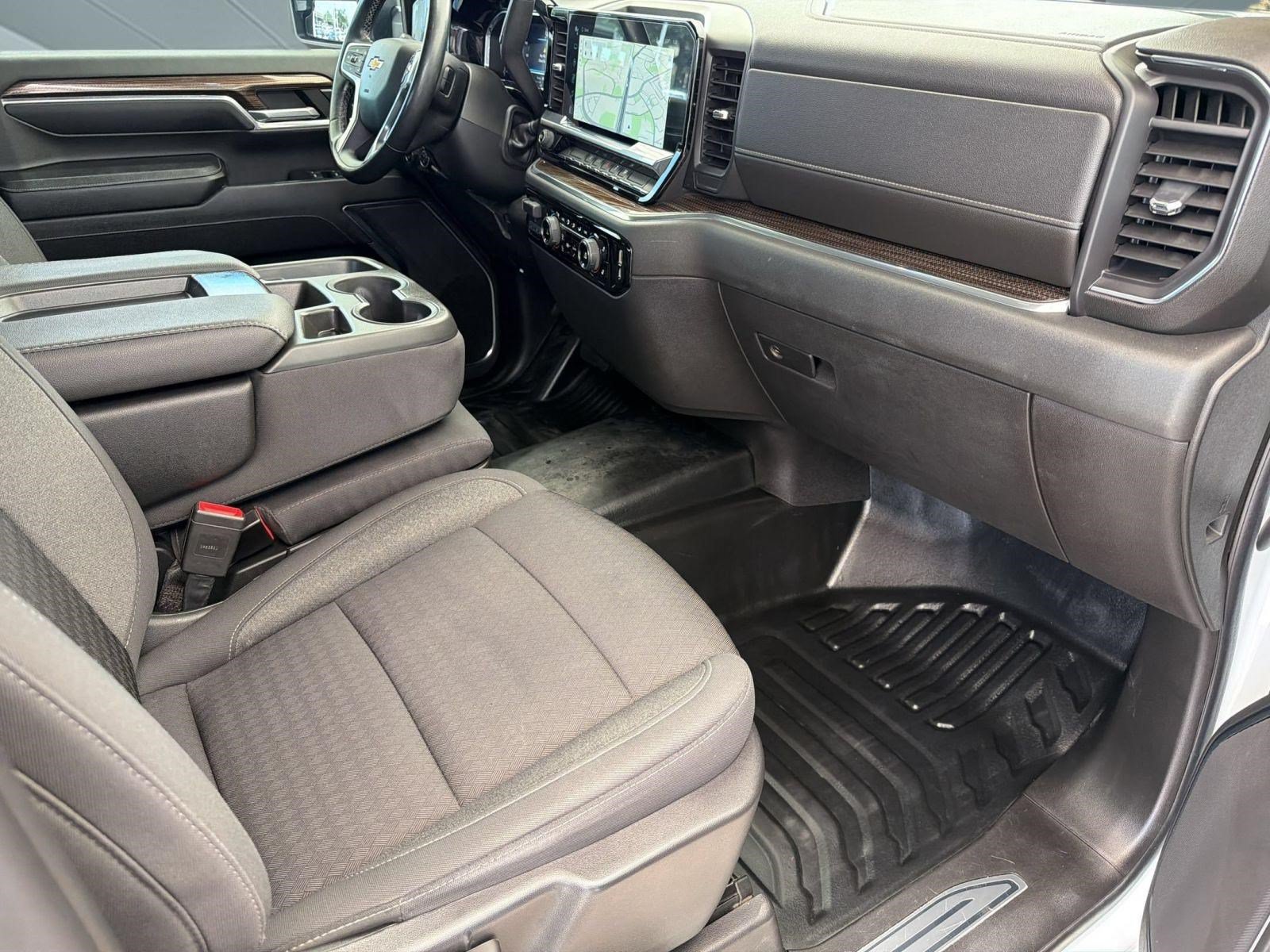 Certified 2024 Chevrolet Silverado 2500 LT w/ Convenience Package AWD/4WD image 23