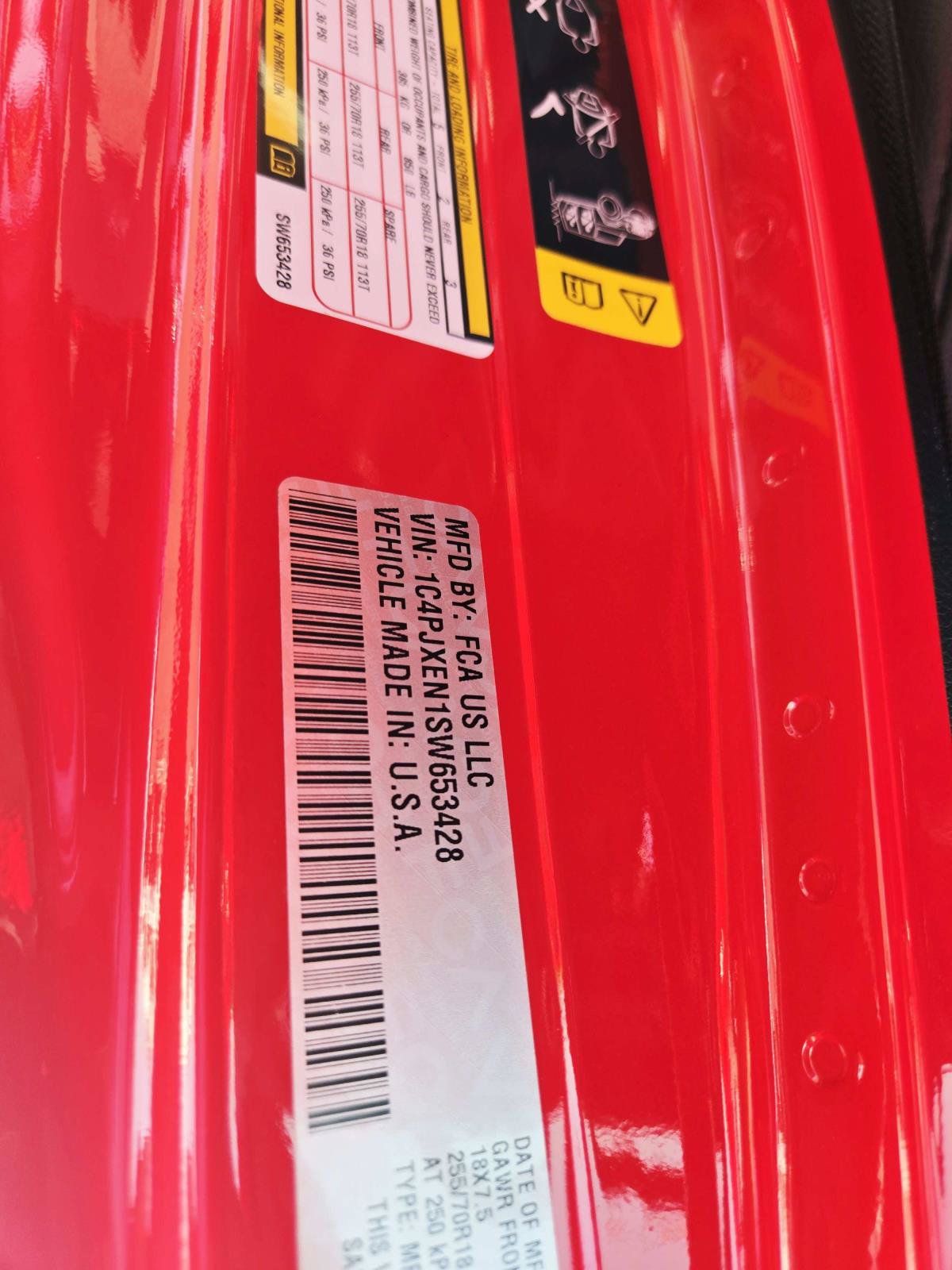Used 2025 Jeep Wrangler Unlimited Sahara AWD/4WD image 44