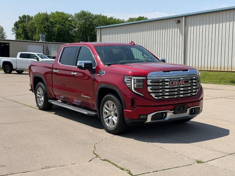 Used 2023 GMC Sierra 1500 Denali w/ Technology Package image 4