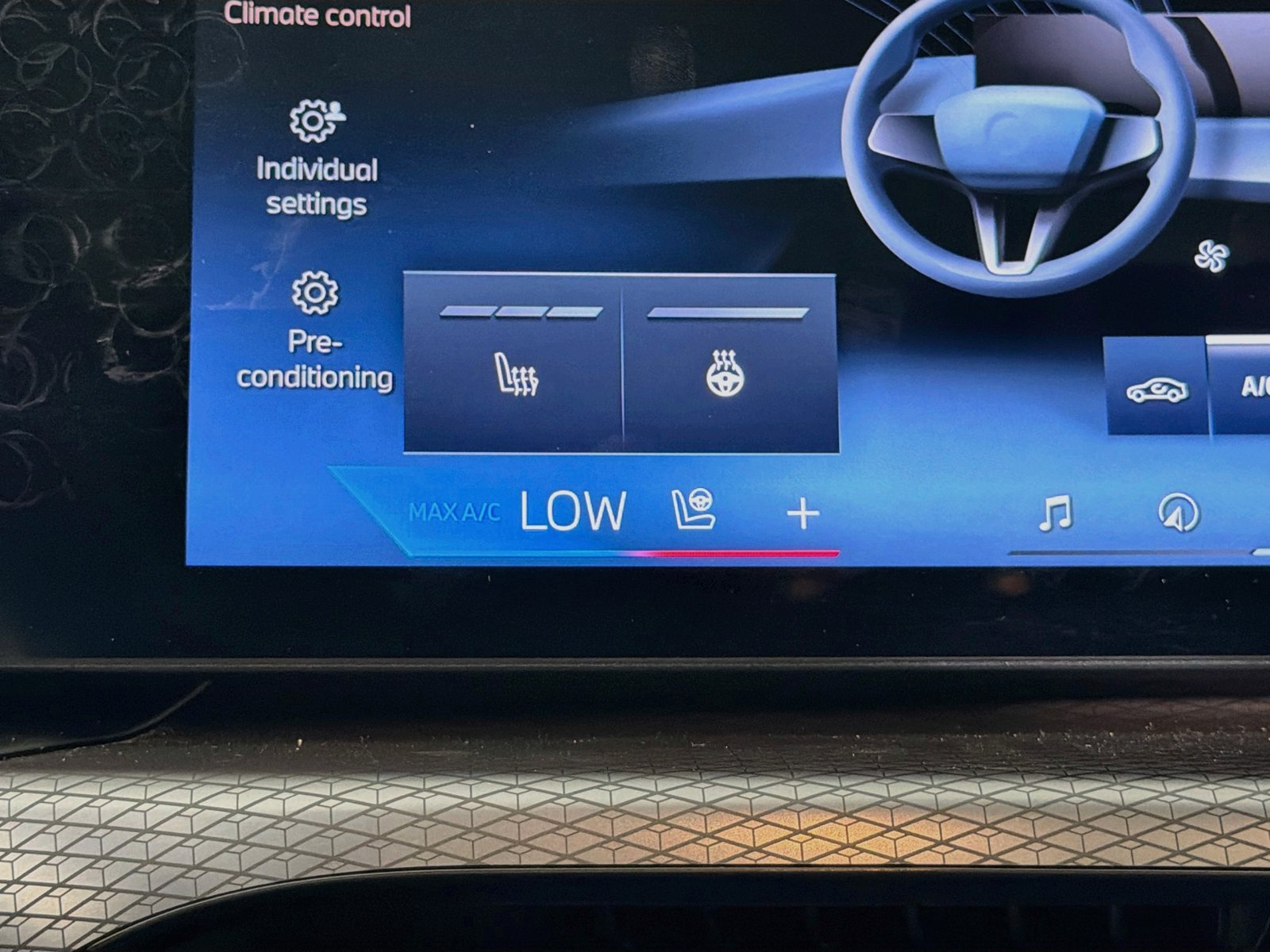 Certified 2025 BMW i4 eDrive40 w/ Driving Assistance Package RWD image 20