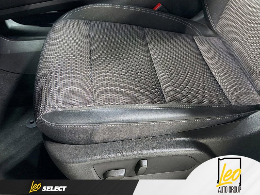 Used 2022 Buick Envision Preferred FWD image 21
