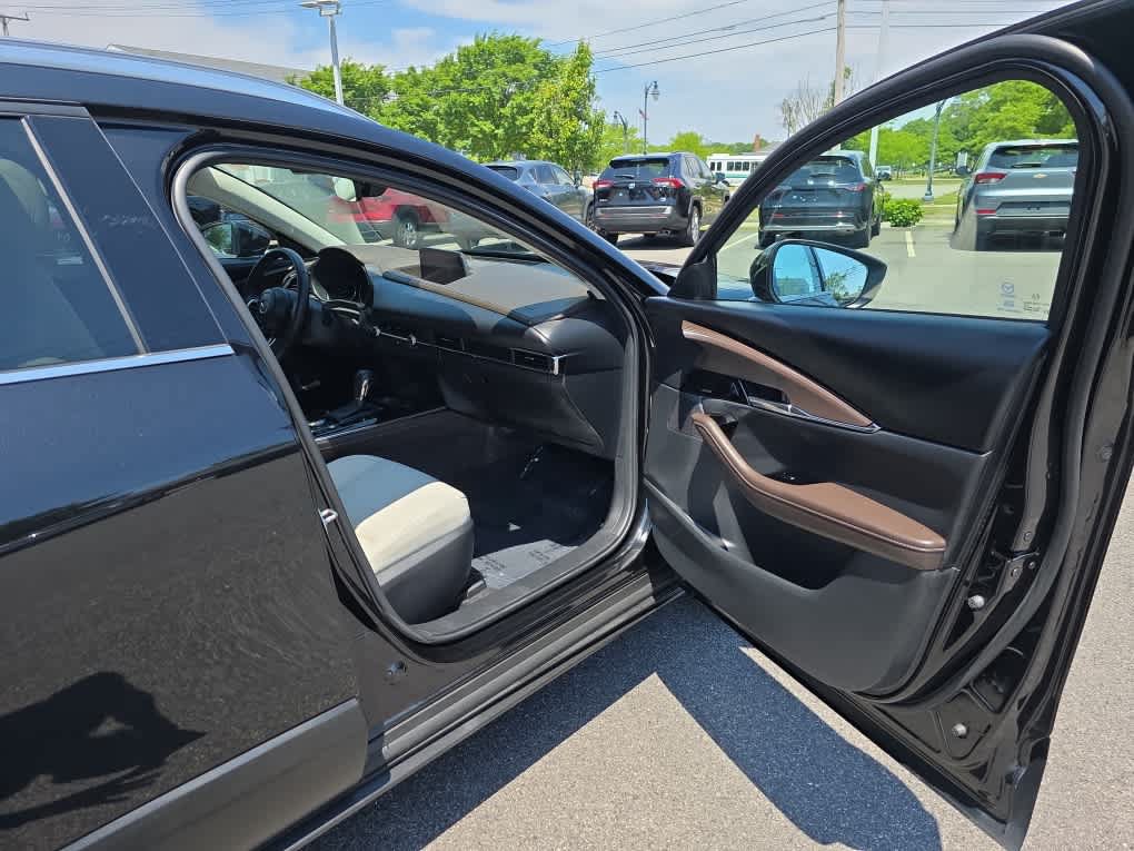Used 2025 MAZDA CX-30 AWD 2.5 S w/ Premium Package image 21