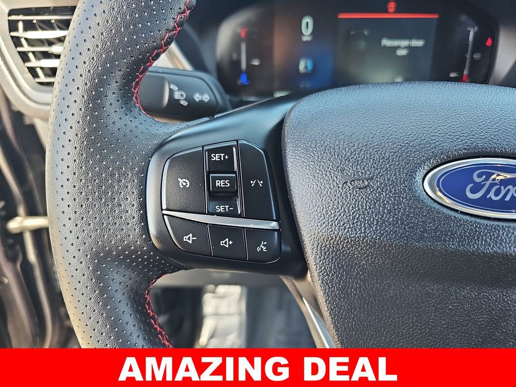Used 2025 Ford Escape ST-Line image 16