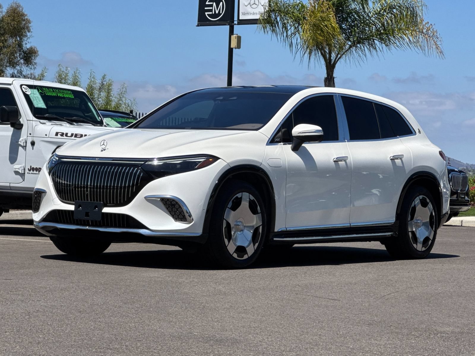 Used 2024 Mercedes-Benz Maybach EQS 680 4MATIC image 8