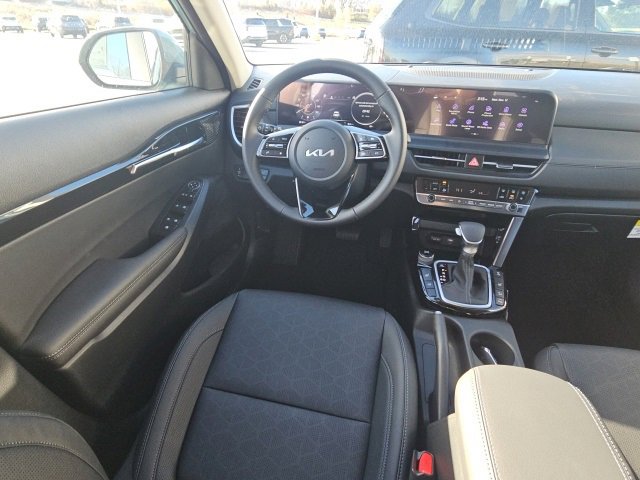 New 2026 Kia Seltos EX image 23