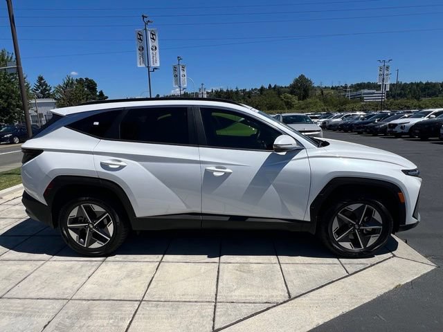 Certified 2025 Hyundai Tucson SEL AWD/4WD image 6