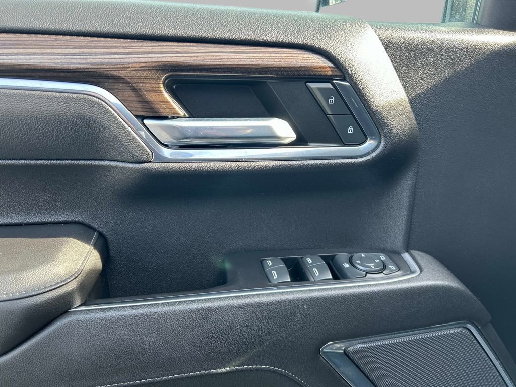 Used 2023 Chevrolet Silverado 1500 LT image 18