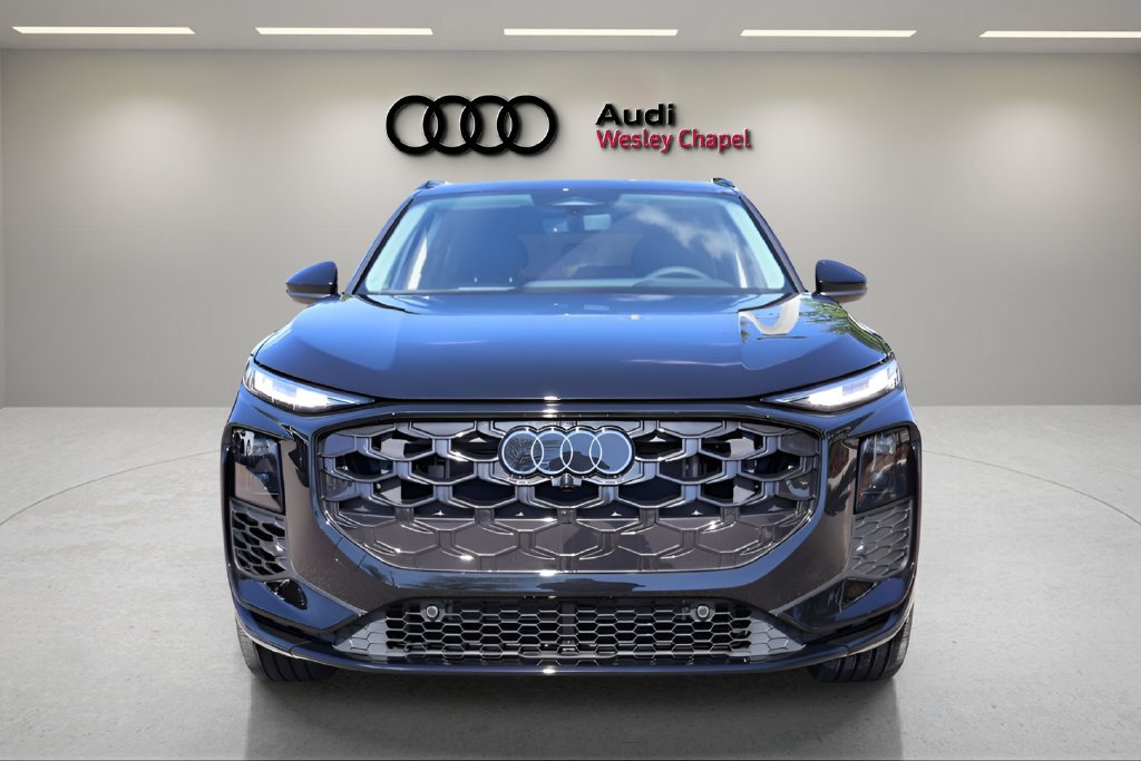 New 2026 Audi Q3 quattro 2.0T w/ Technology Package AWD/4WD image 8