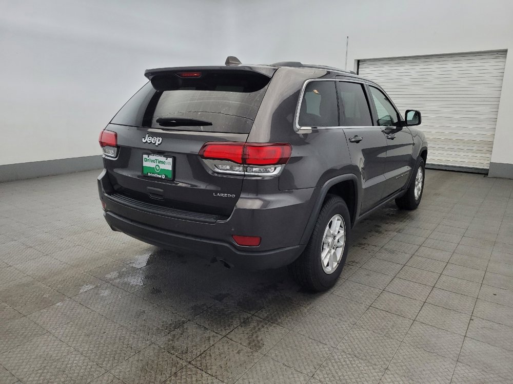 Used 2020 Jeep Grand Cherokee Laredo image 9