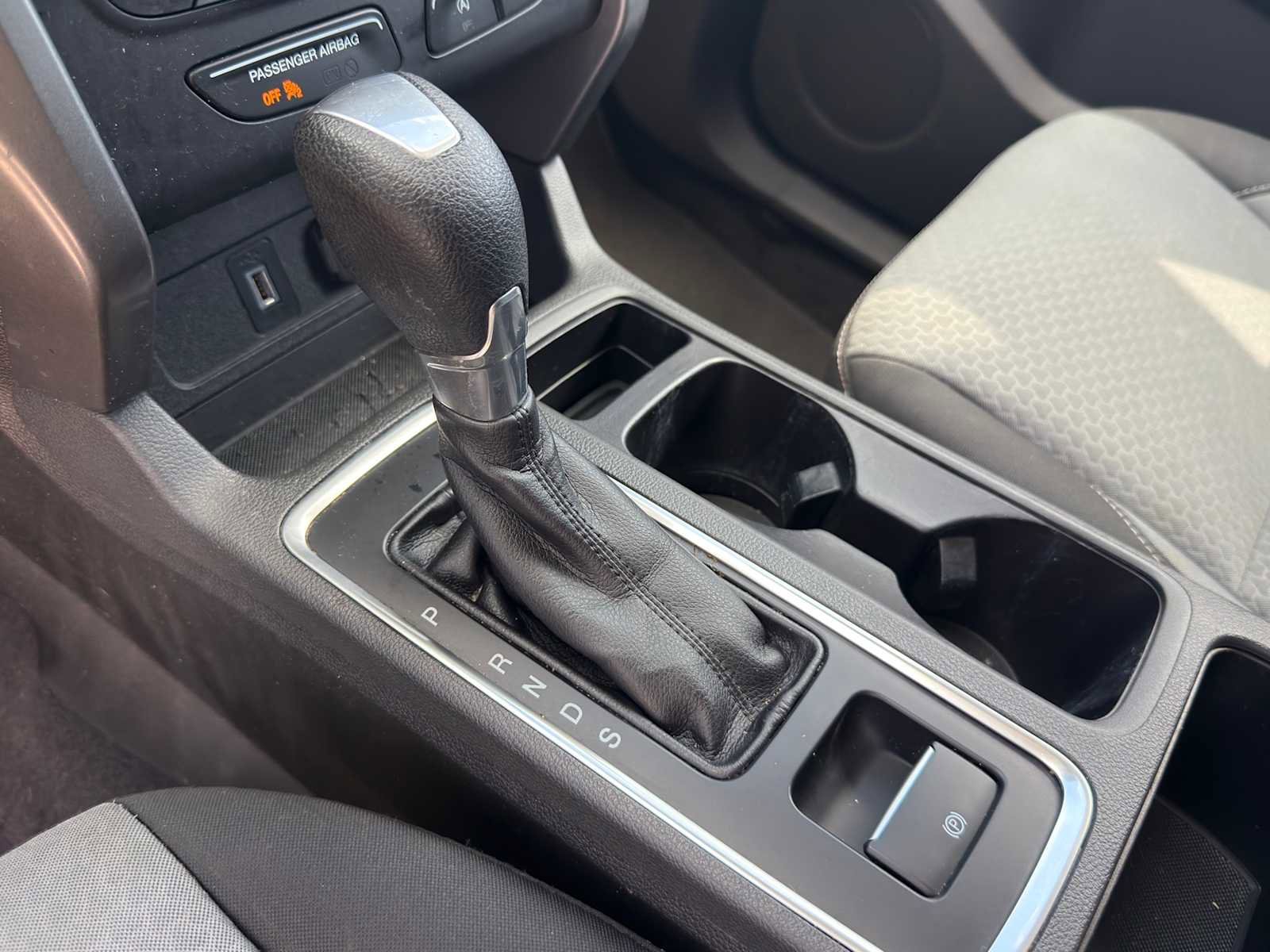 Used 2017 Ford Escape SE w/ Equipment Group 201A image 15