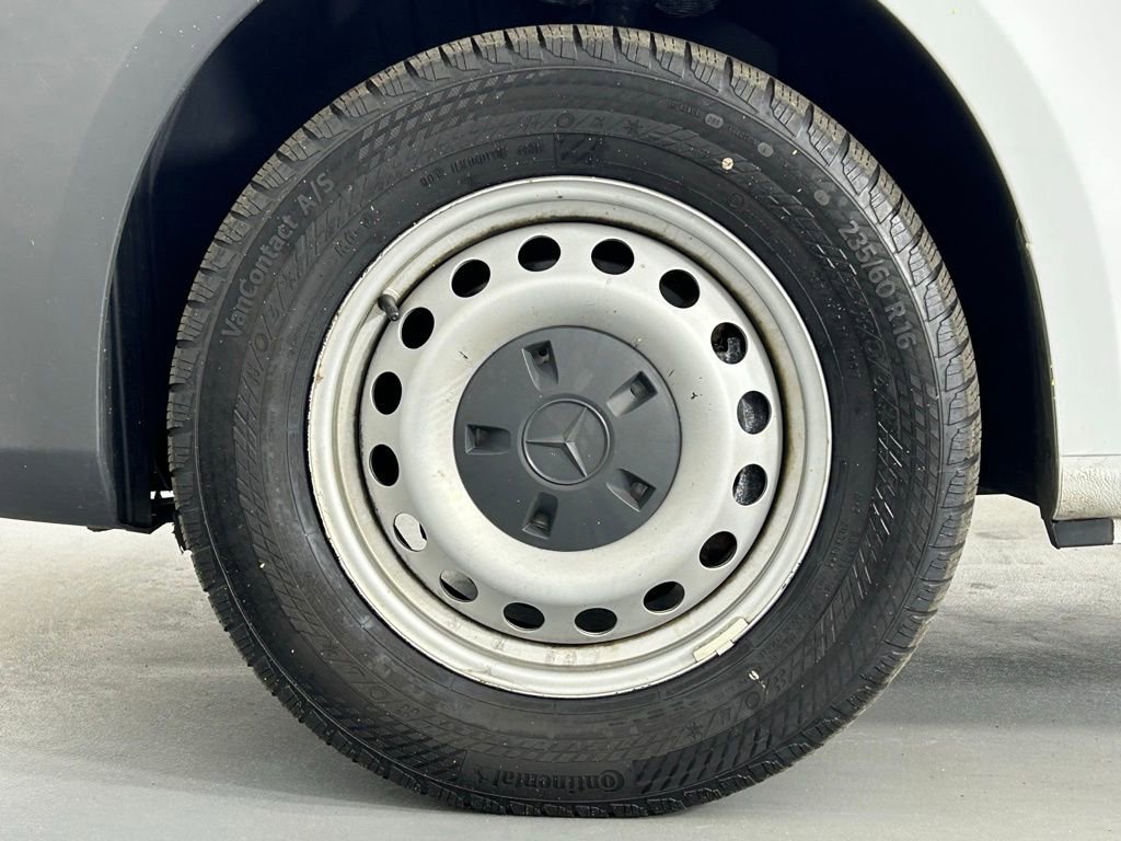 Used 2022 Mercedes-Benz Metris image 29