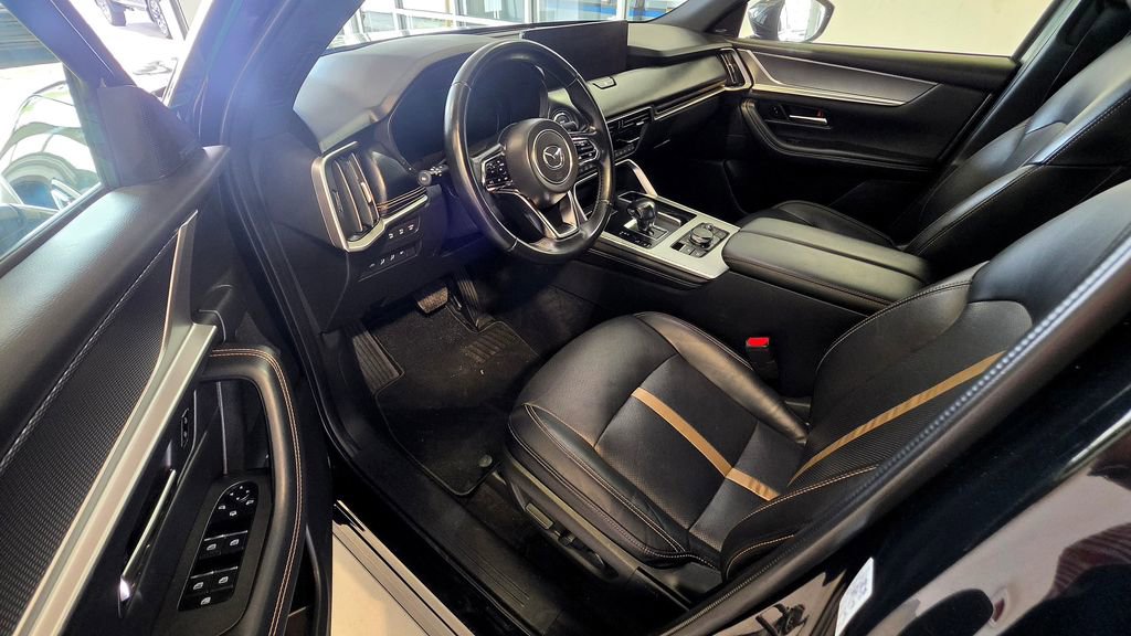 Used 2025 MAZDA CX-90 3.3 Turbo w/ Premium Plus Pkg AWD/4WD image 19