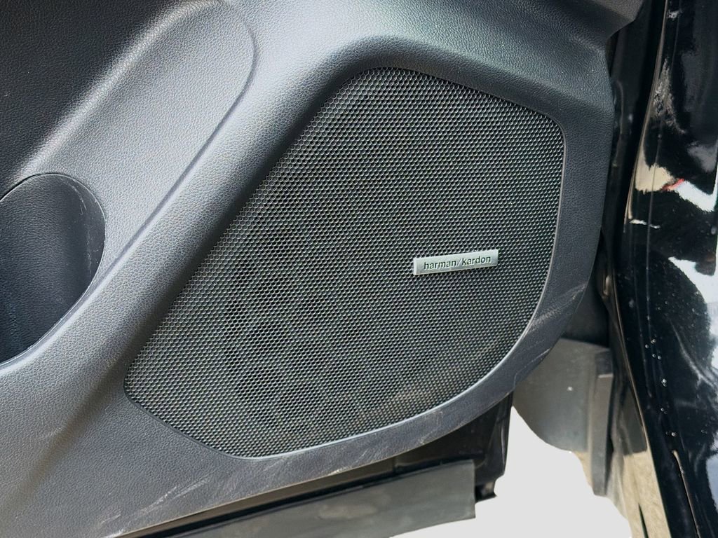 Used 2023 Subaru Ascent Touring image 27