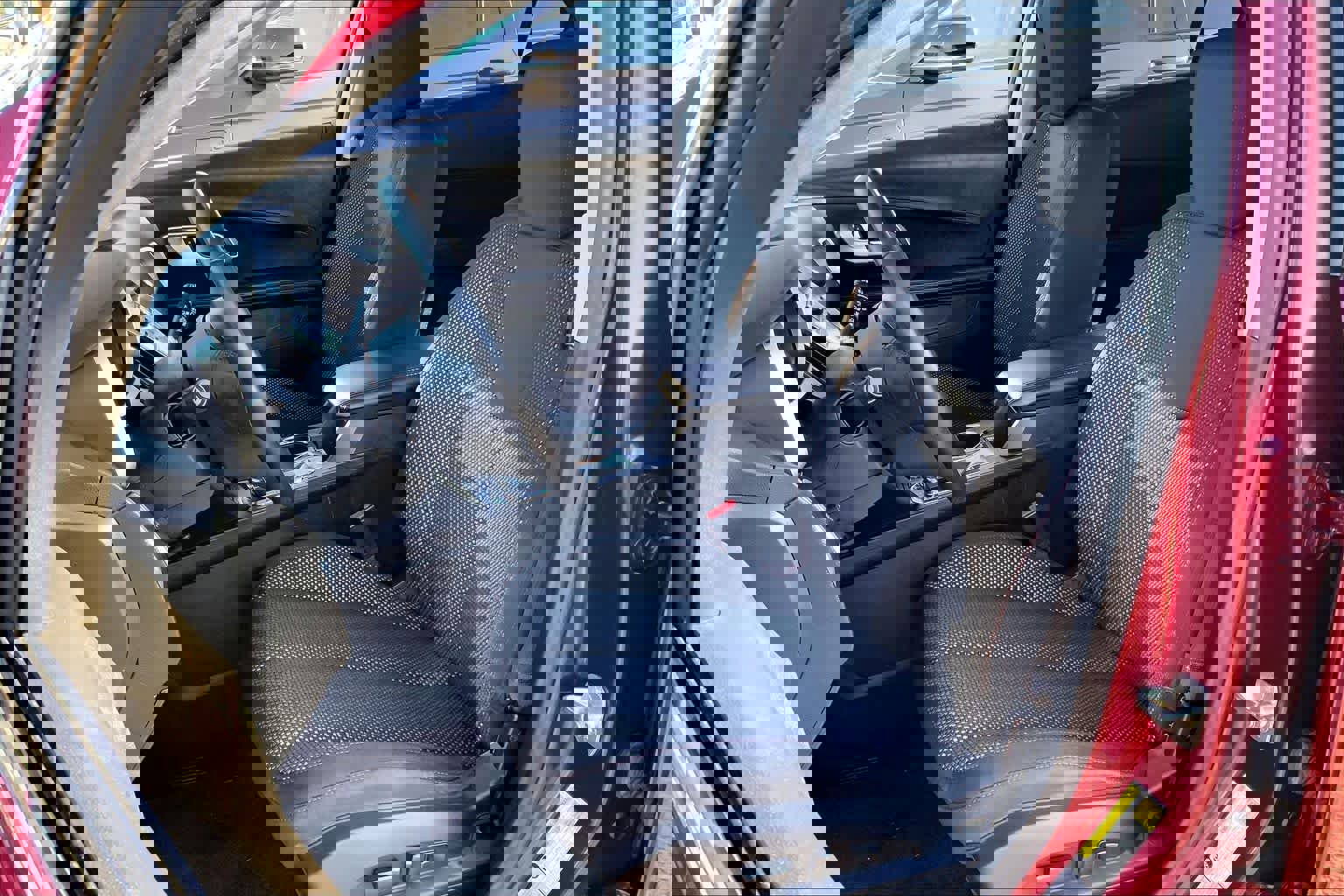 Used 2017 Chevrolet Equinox LT w/ Convenience Package image 7