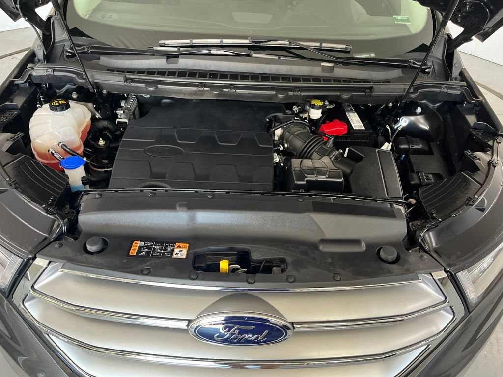 Used 2017 Ford Edge SEL w/ Equipment Group 201A AWD/4WD image 9