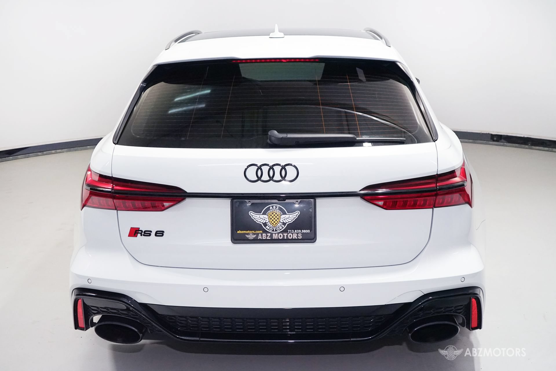 Used 2021 Audi RS 6 w/ Executive Package AWD/4WD image 7