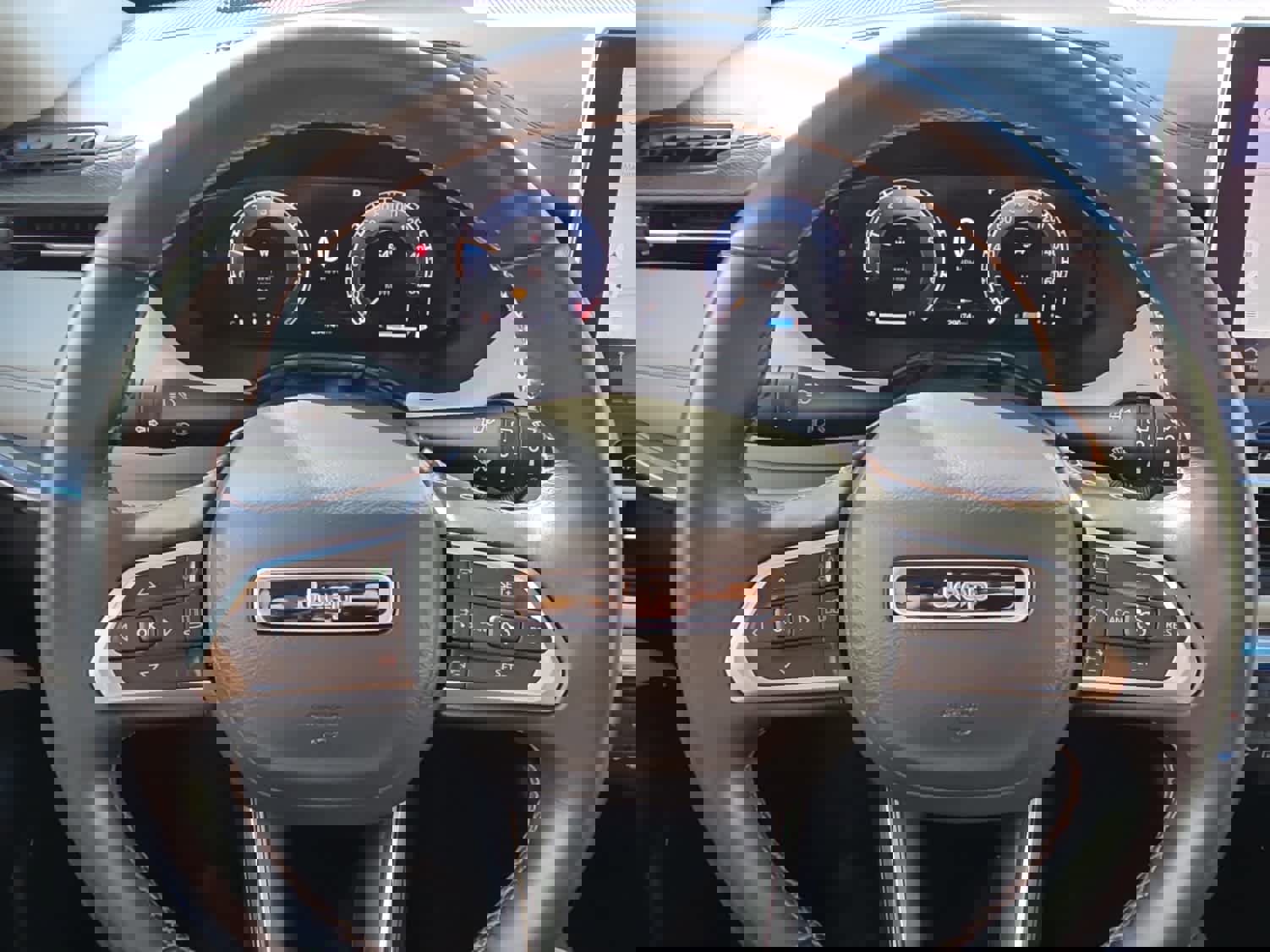 Used 2022 Jeep Compass Limited w/ Elite Group image 16