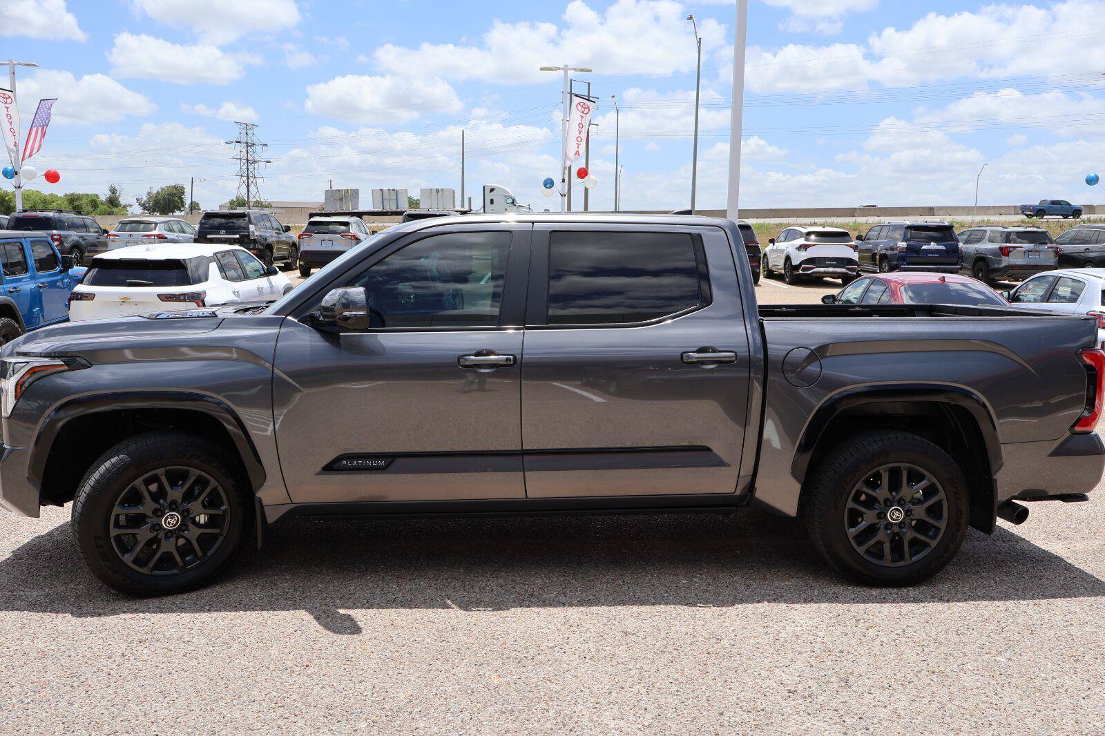 Used 2024 Toyota Tundra Platinum AWD/4WD image 6