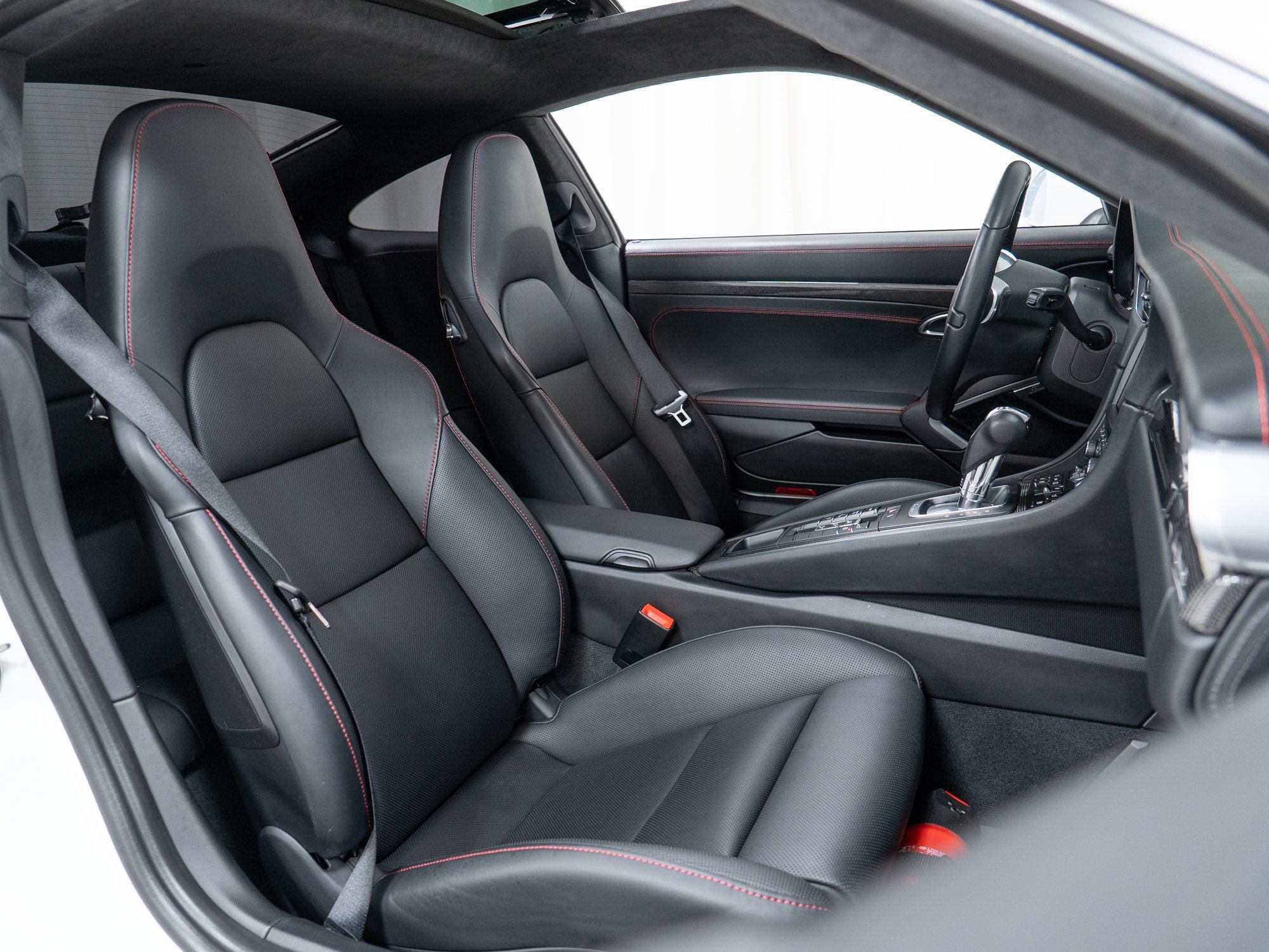Certified 2014 Porsche 911 Turbo S AWD/4WD image 35