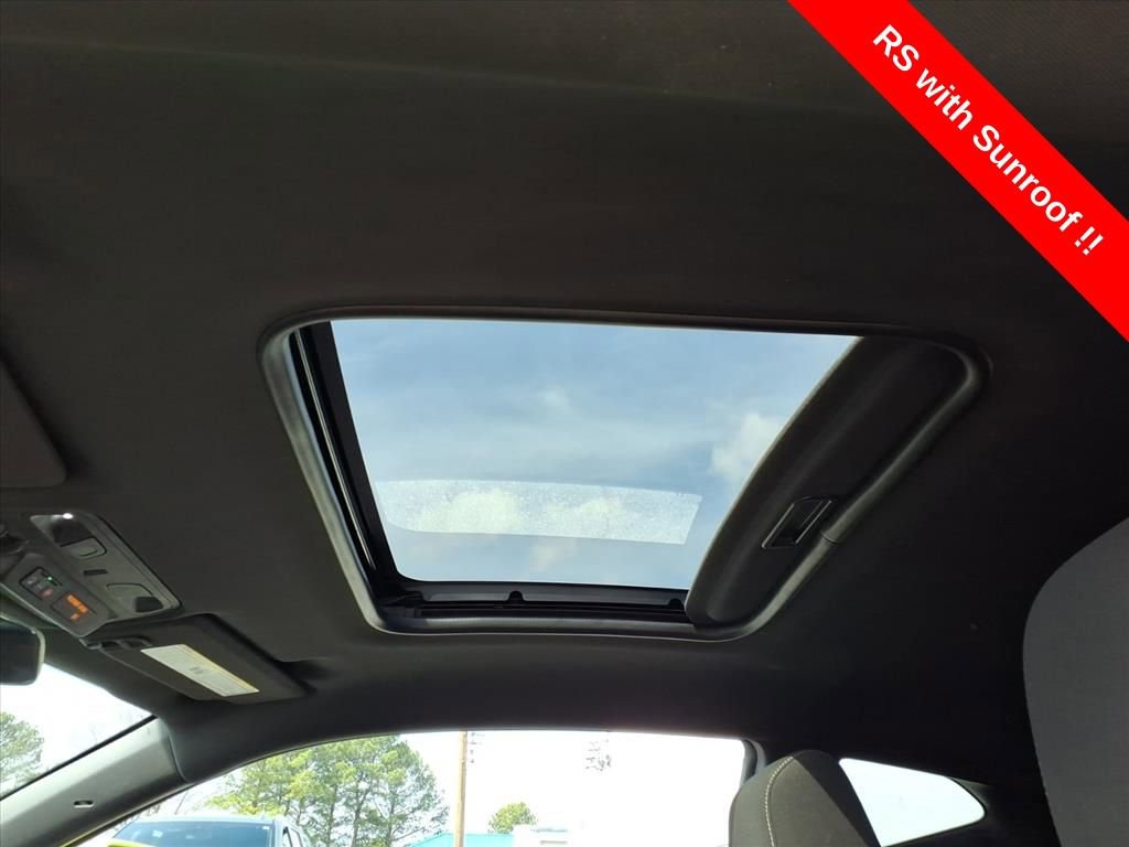 Used 2021 Chevrolet Camaro LT w/ RS Package image 17