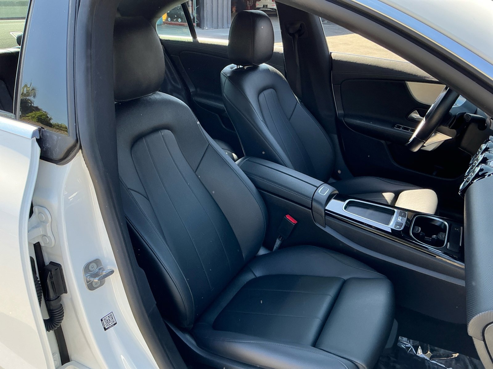 Used 2025 Mercedes-Benz CLA 250 4MATIC image 21