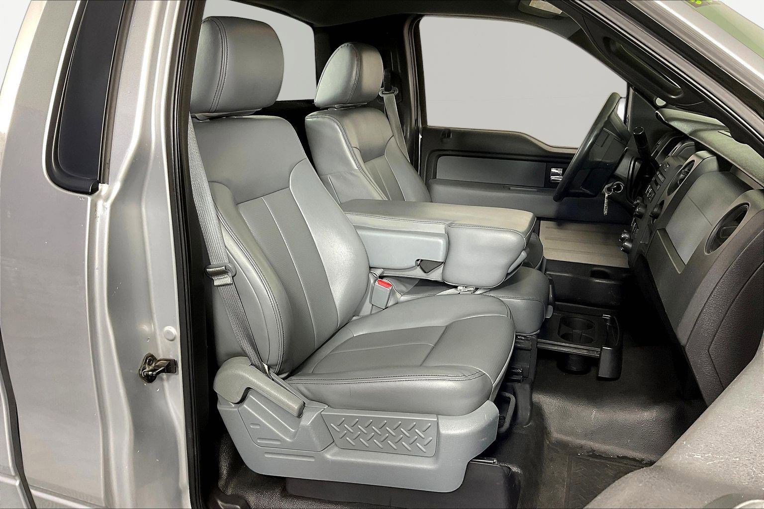 Used 2013 Ford F150 XL w/ Mid Equipment Group RWD image 24