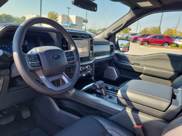 Used 2025 Ford F150 Lariat w/ Equipment Group 502A High AWD/4WD image 14