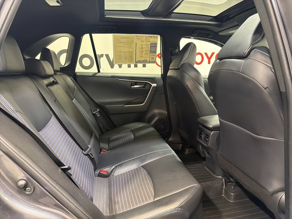 Used 2021 Toyota RAV4 XSE AWD/4WD image 13