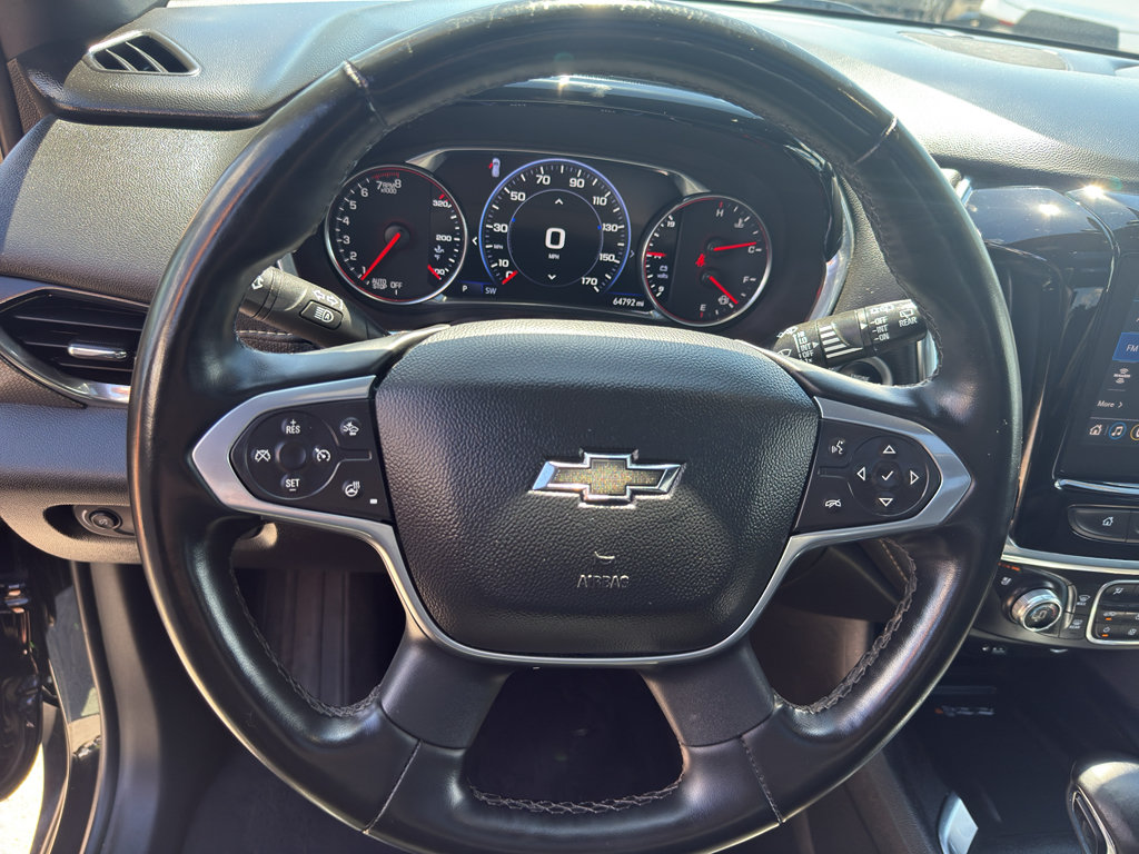 Certified 2023 Chevrolet Traverse Premier w/ Redline Edition AWD/4WD image 16