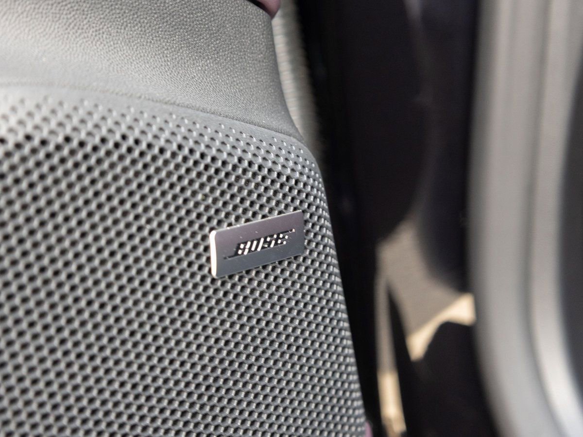 New 2025 Porsche Macan 4 Electric image 36