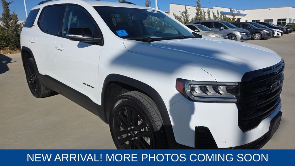 Used 2022 GMC Acadia SLT w/ Elevation Edition image 7