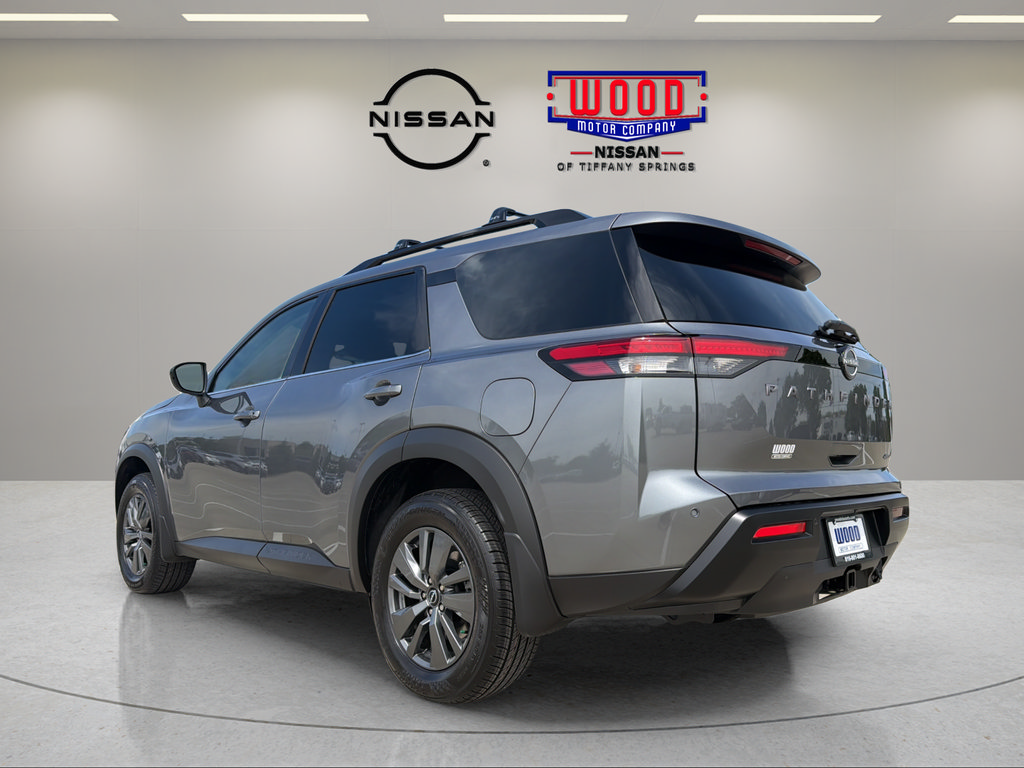 New 2026 Nissan Pathfinder SV w/ SV Premium Package AWD/4WD image 4