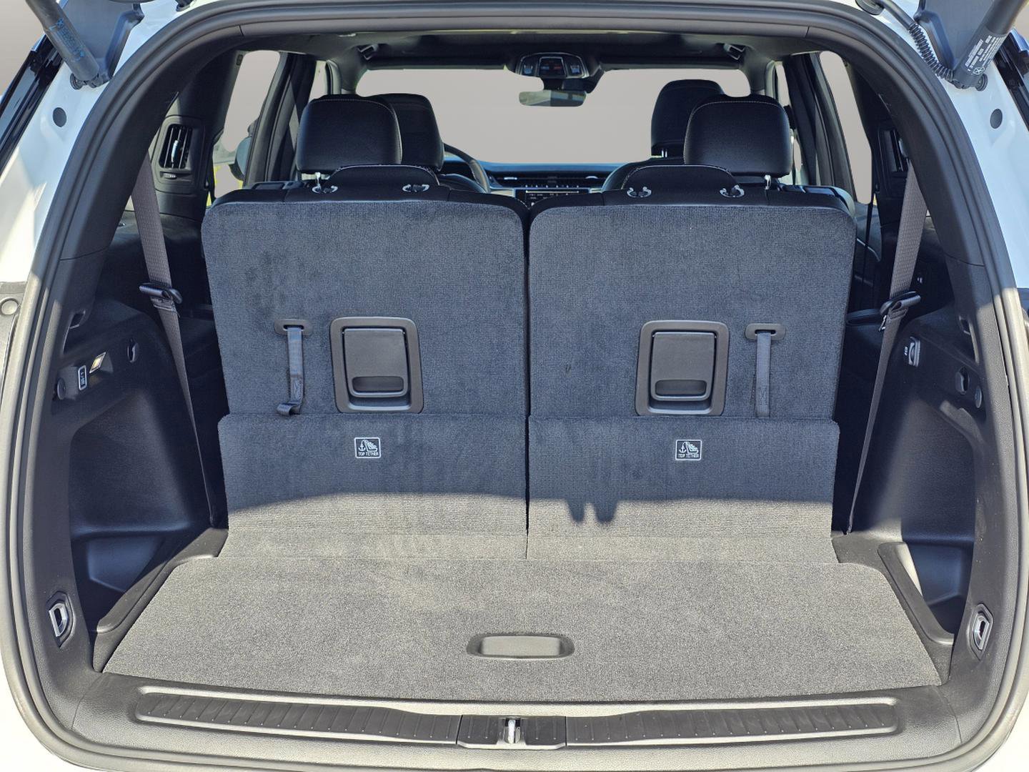 New 2025 Jeep Grand Cherokee L Altitude image 28