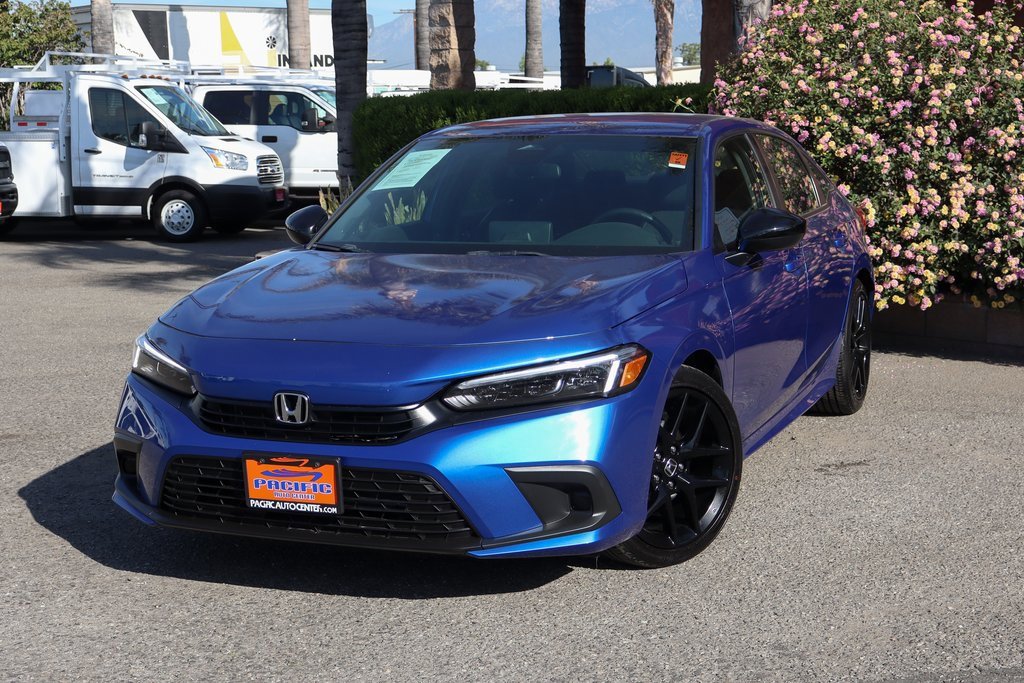 Used 2023 Honda Civic Sport image 4