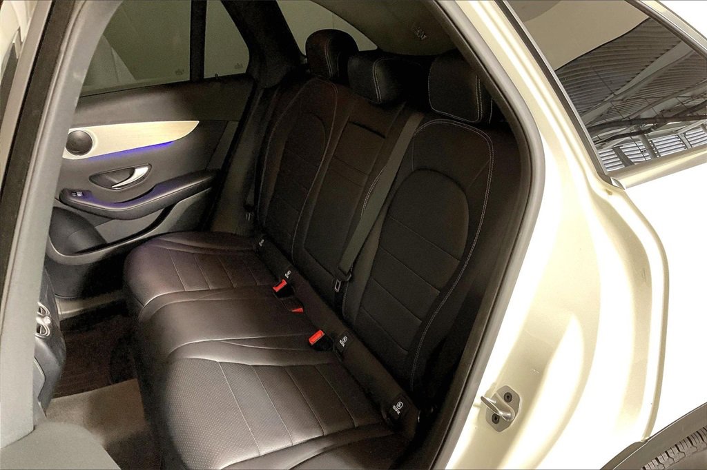 Used 2021 Mercedes-Benz GLC 300 GLC 300 w/ Premium Package image 25