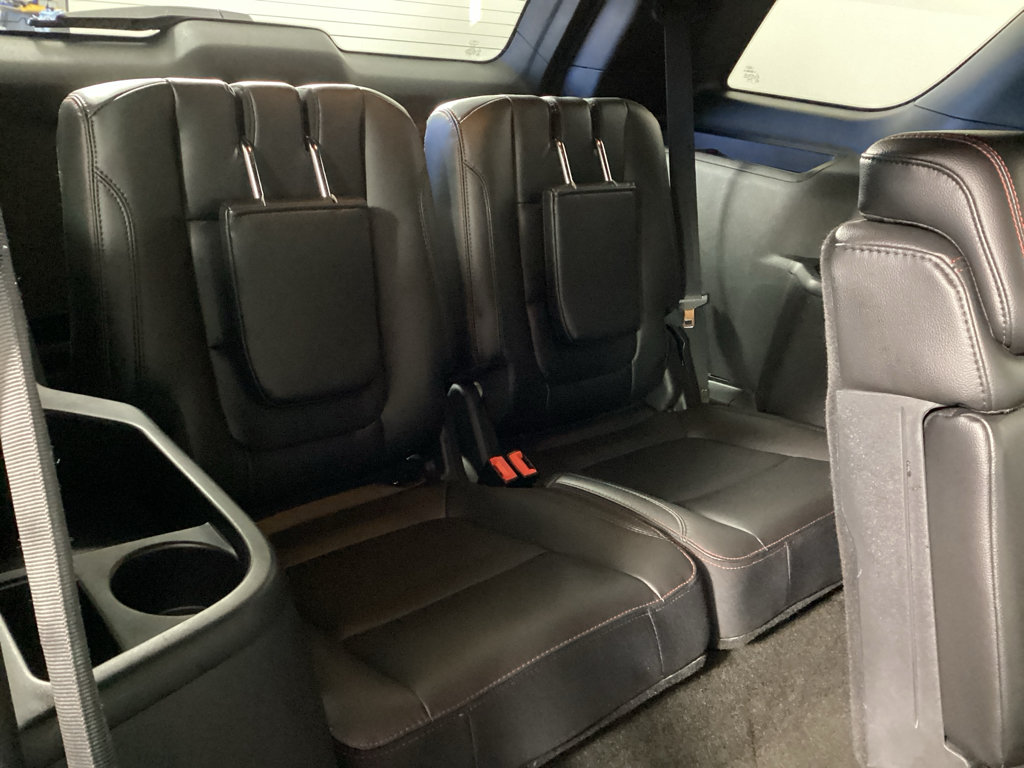 Used 2018 Ford Explorer Sport AWD/4WD image 12