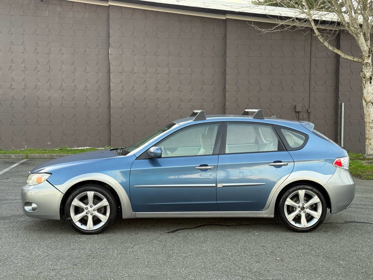 Used 2009 Subaru Impreza Outback Sport w/ Popular Equipment Group 4C AWD/4WD image 5