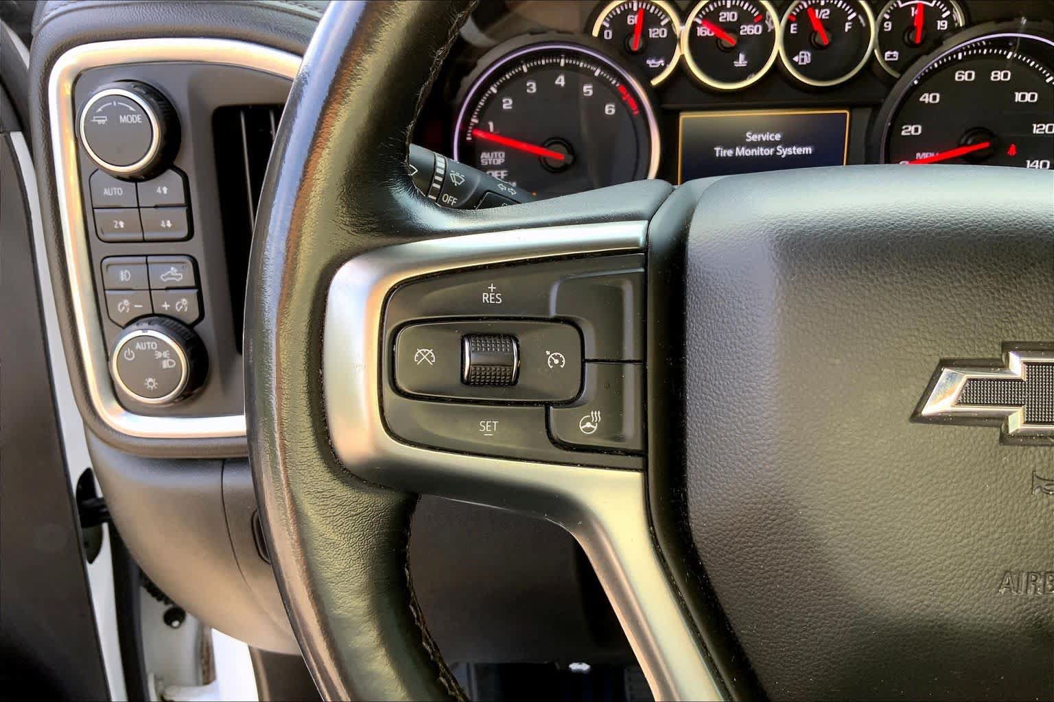 Used 2021 Chevrolet Silverado 1500 LT Trail Boss w/ Convenience Package II AWD/4WD image 23