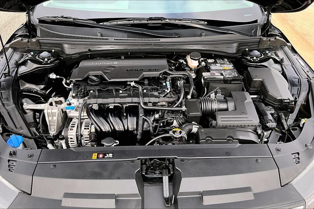 Used 2025 Kia K4 FWD image 9