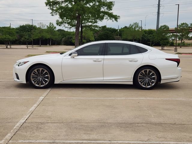 Used 2023 Lexus LS 500 w/ Interior Upgrade Package image 4