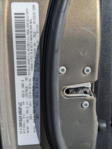 Used 2015 RAM 2500 Laramie w/ Convenience Group image 26