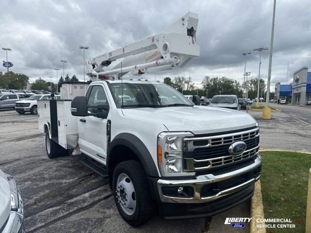 New 2023 Ford F550 4x4 Regular Cab Super Duty image 3