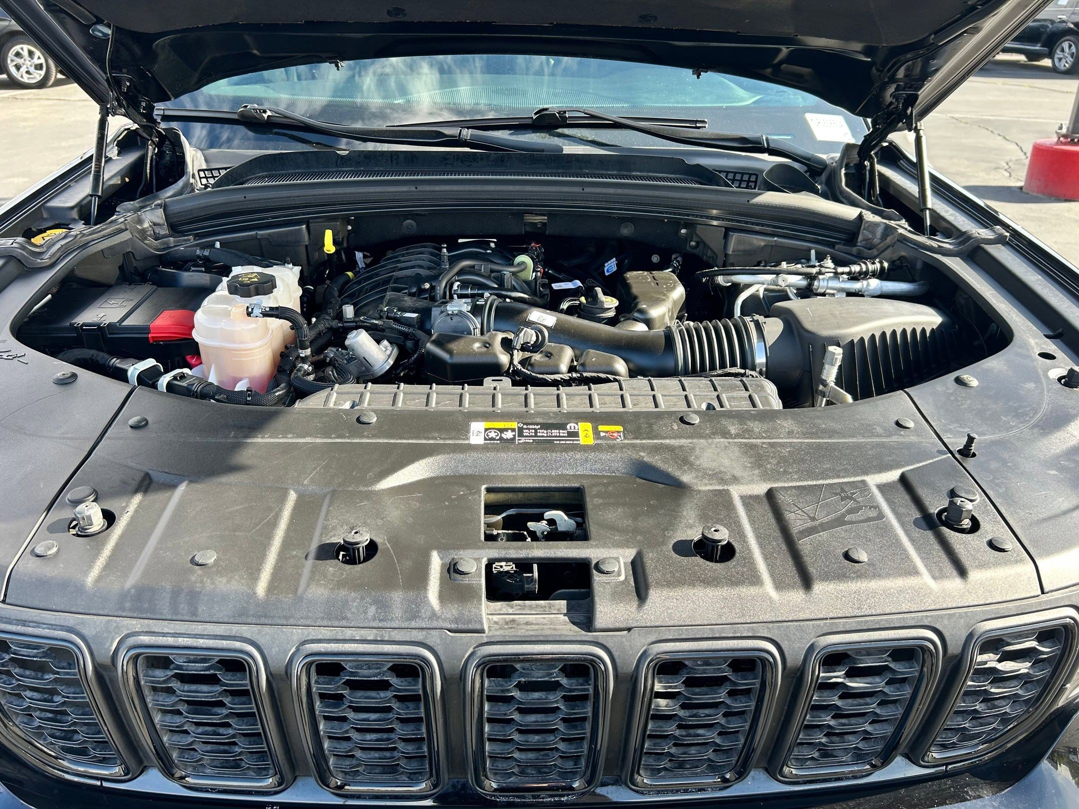 Used 2024 Jeep Grand Cherokee L Altitude image 31