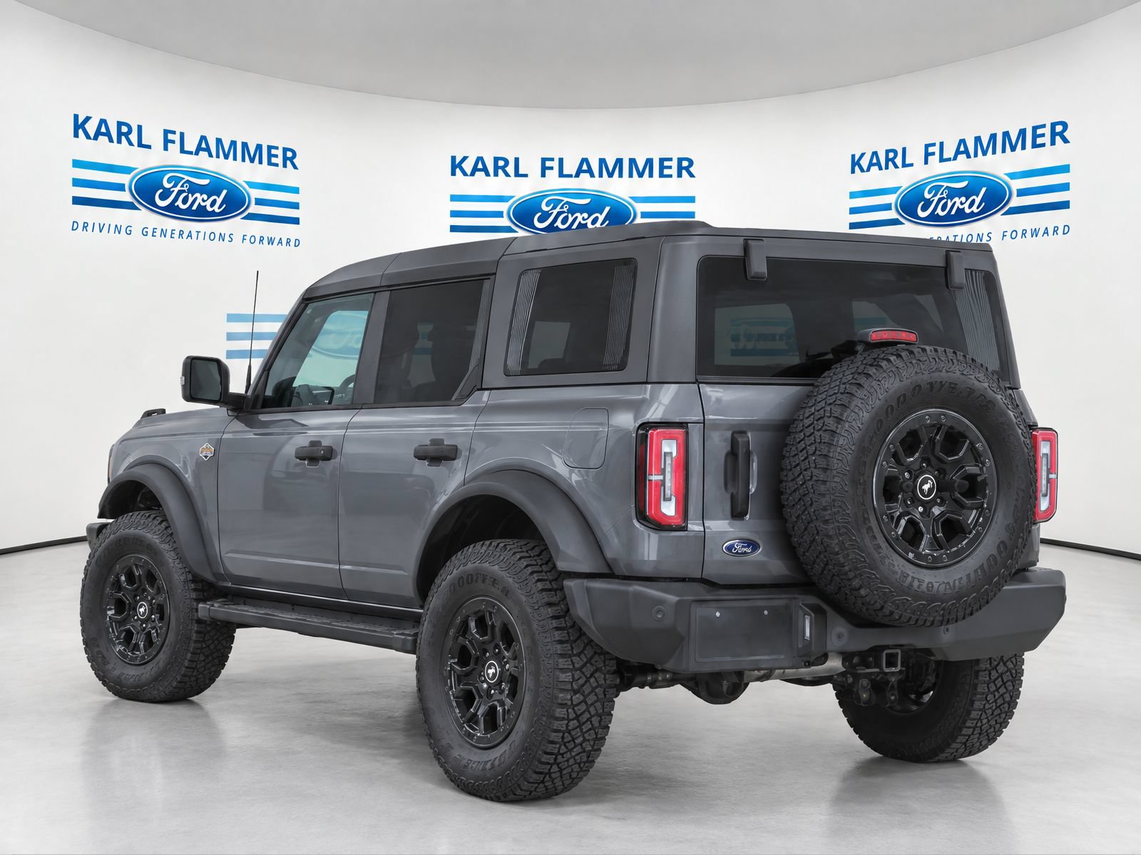 Used 2024 Ford Bronco Wildtrak AWD/4WD image 5