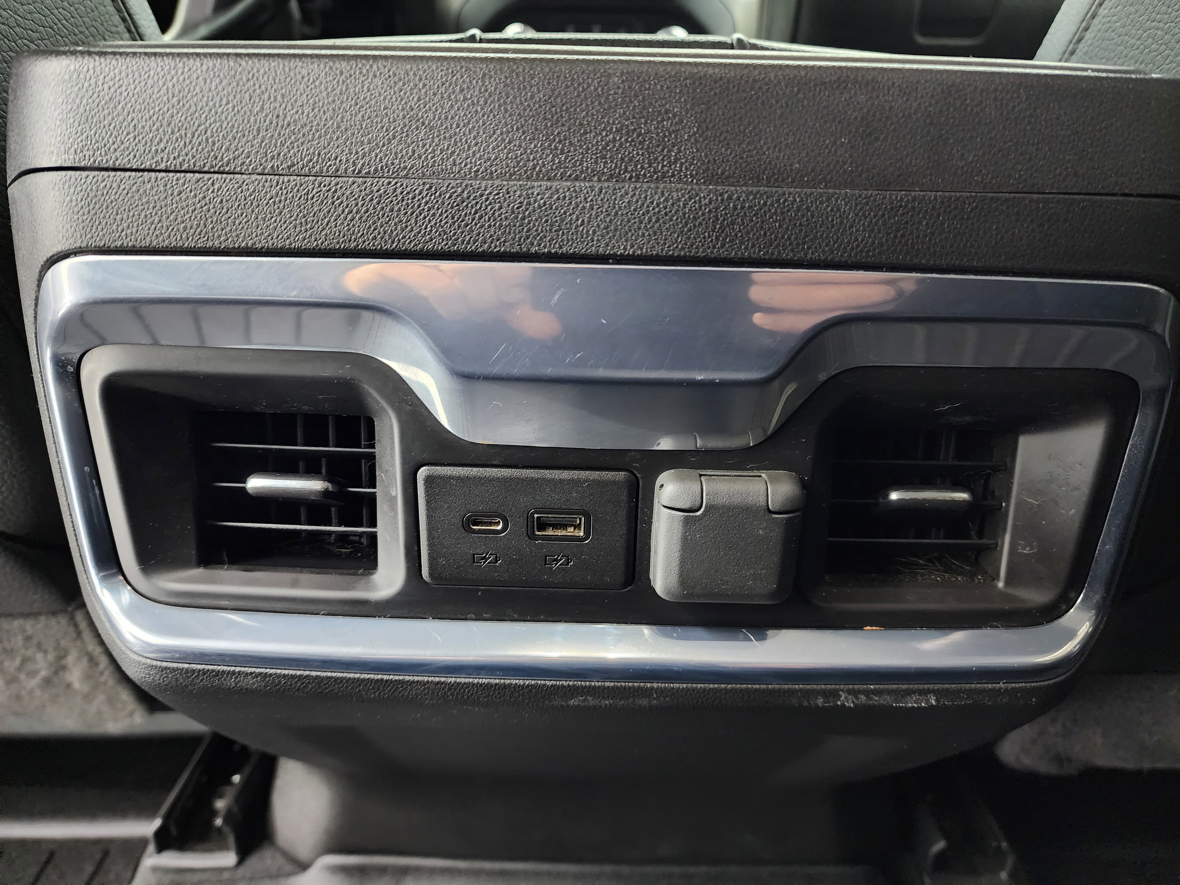 Used 2022 GMC Sierra 2500 Denali w/ Denali Ultimate Package image 45