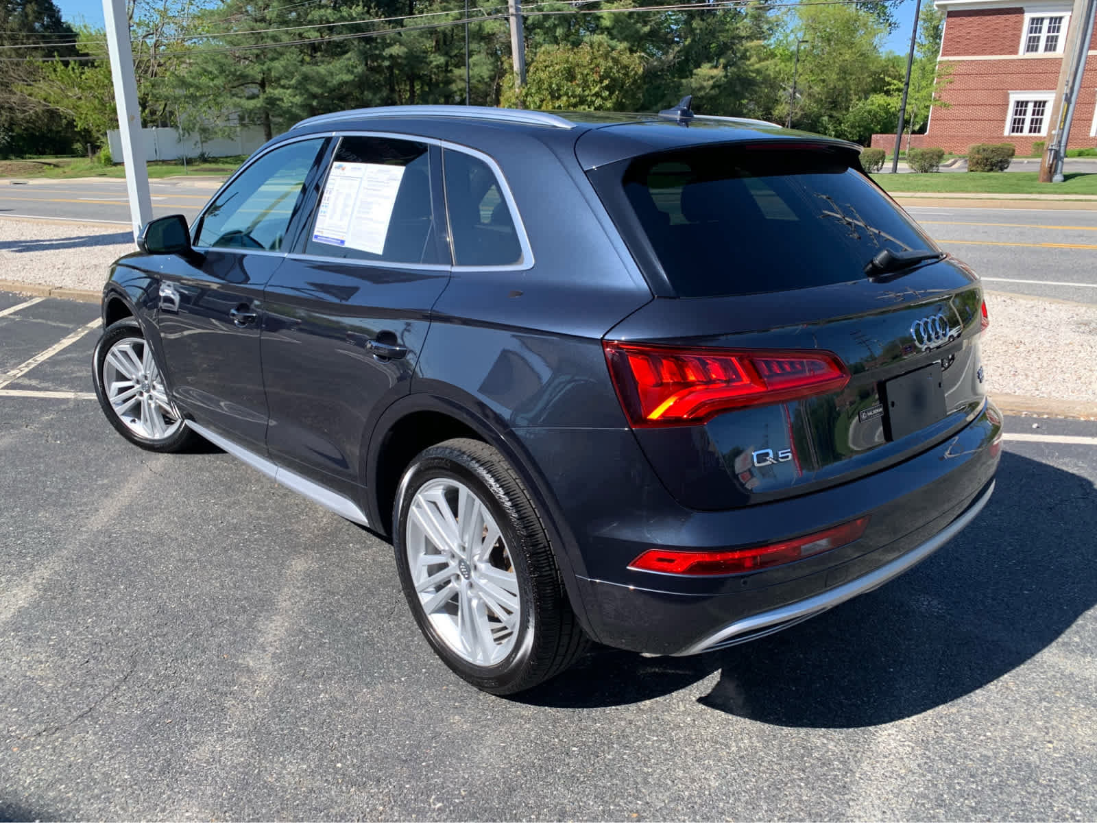 Used 2018 Audi Q5 2.0T Premium Plus w/ Premium Plus Package AWD/4WD image 4