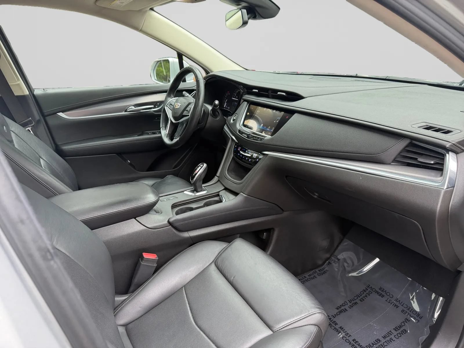 Used 2019 Cadillac XT5 Premium Luxury FWD image 32