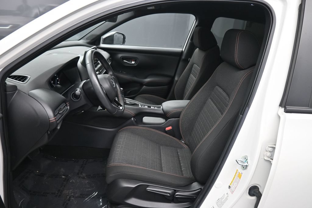 Certified 2024 Honda HR-V Sport image 19