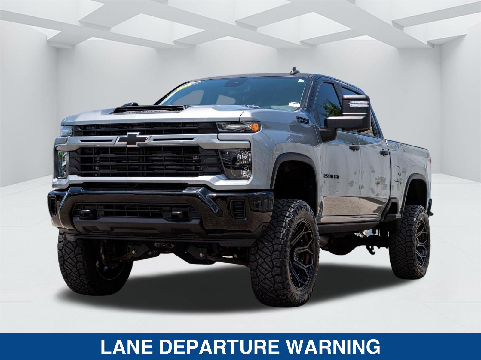 Used 2024 Chevrolet Silverado 2500 Custom w/ Custom Value Package AWD/4WD image 8