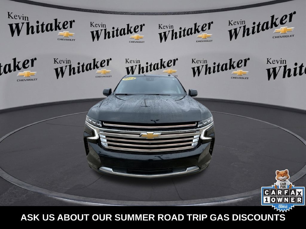 Used 2024 Chevrolet Suburban High Country w/ Advanced Technology Package AWD/4WD image 3